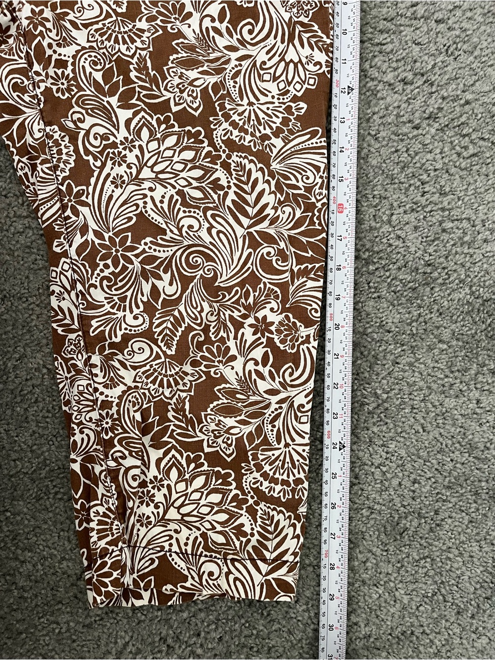 Cappagallo Brown & White Floral Print Capris - Picture 5 of 8